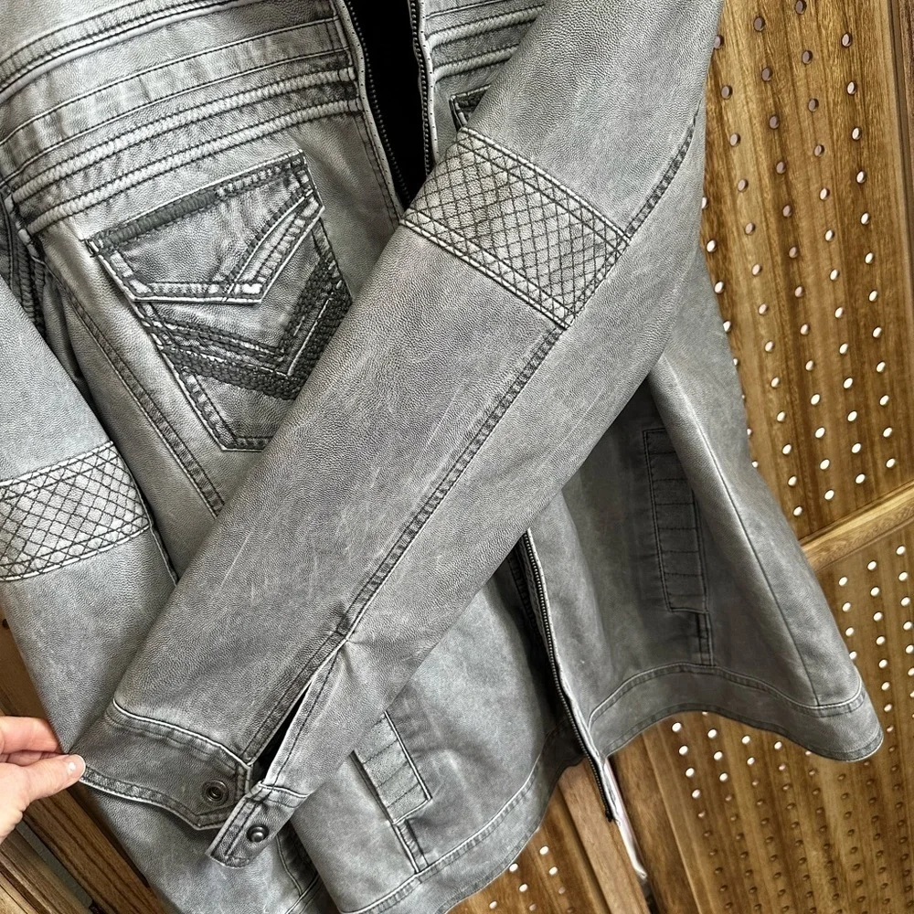 BKE Men’s Gray Moto Bomber Jacket Leather Look Embroidered Size L